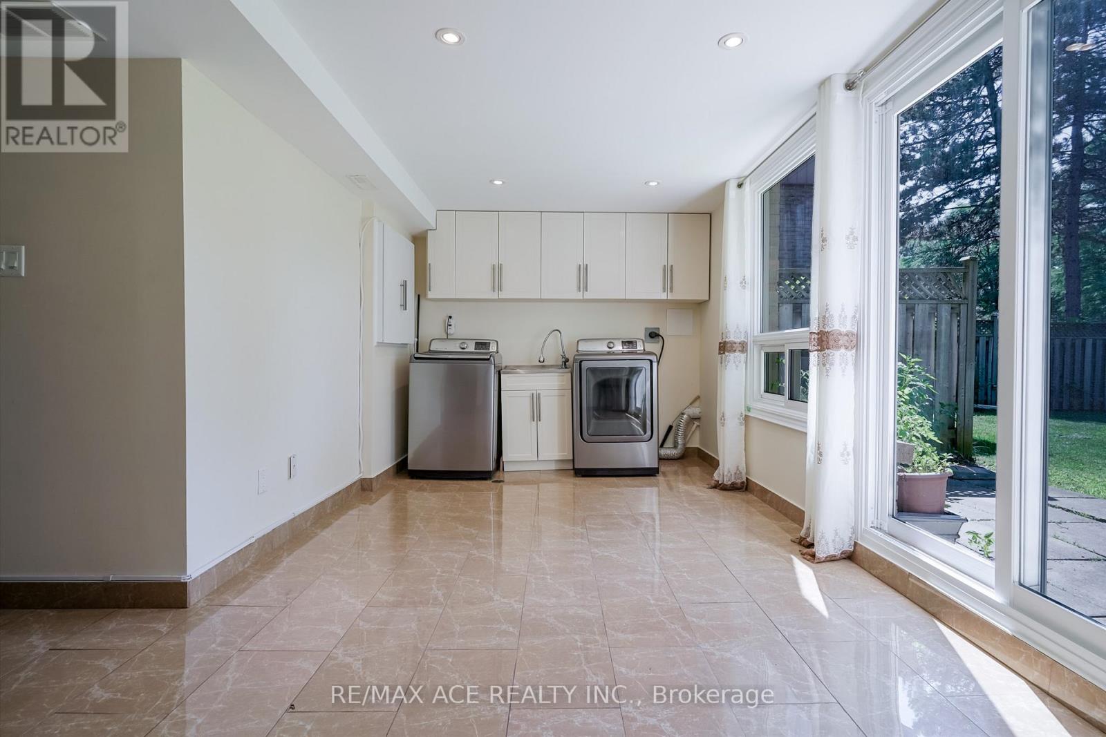 #94 371 ORTON PARK ROAD - 41
