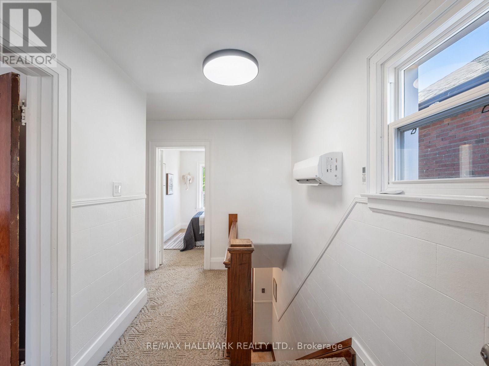 27 LESMOUNT AVENUE - 21