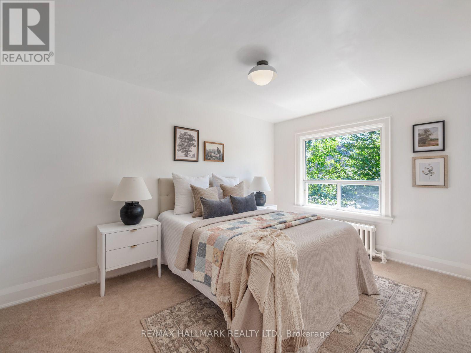 27 LESMOUNT AVENUE - 22
