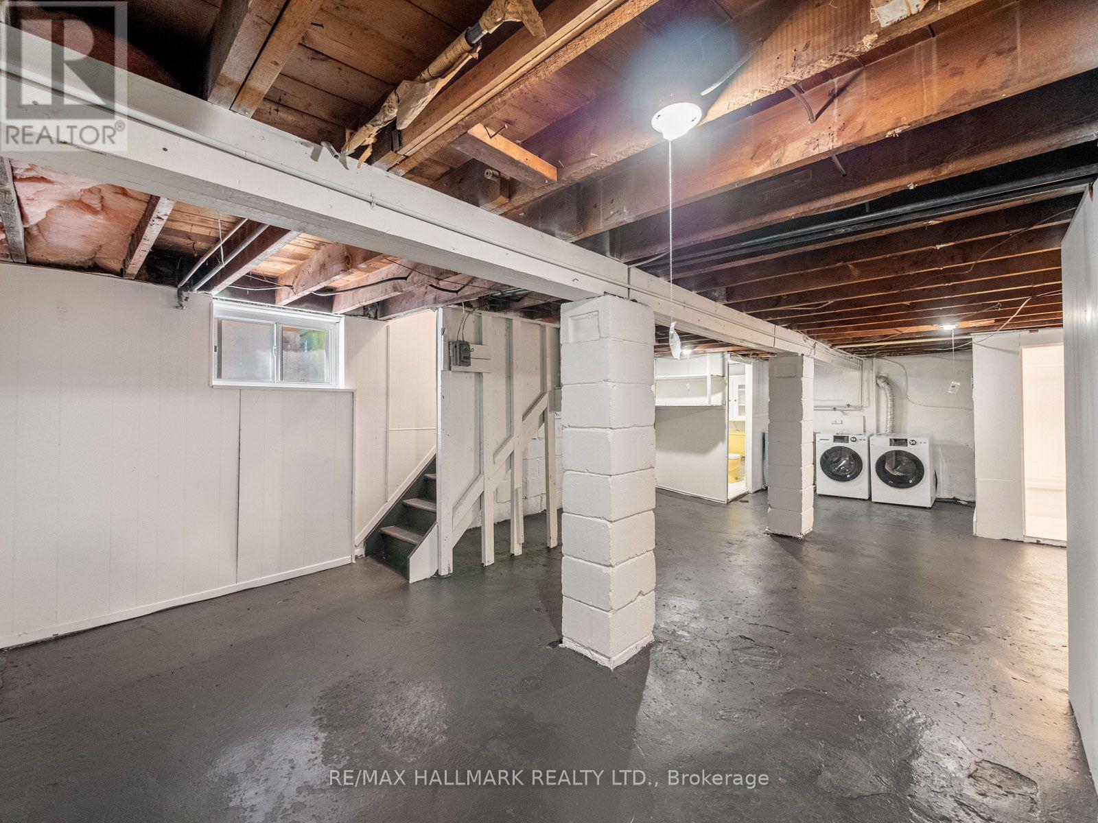 27 LESMOUNT AVENUE - Image 34