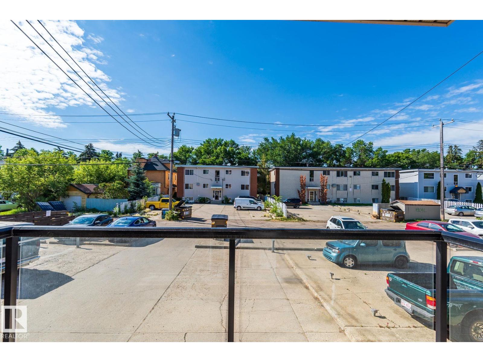 #204 10633 81 AV NW - 21