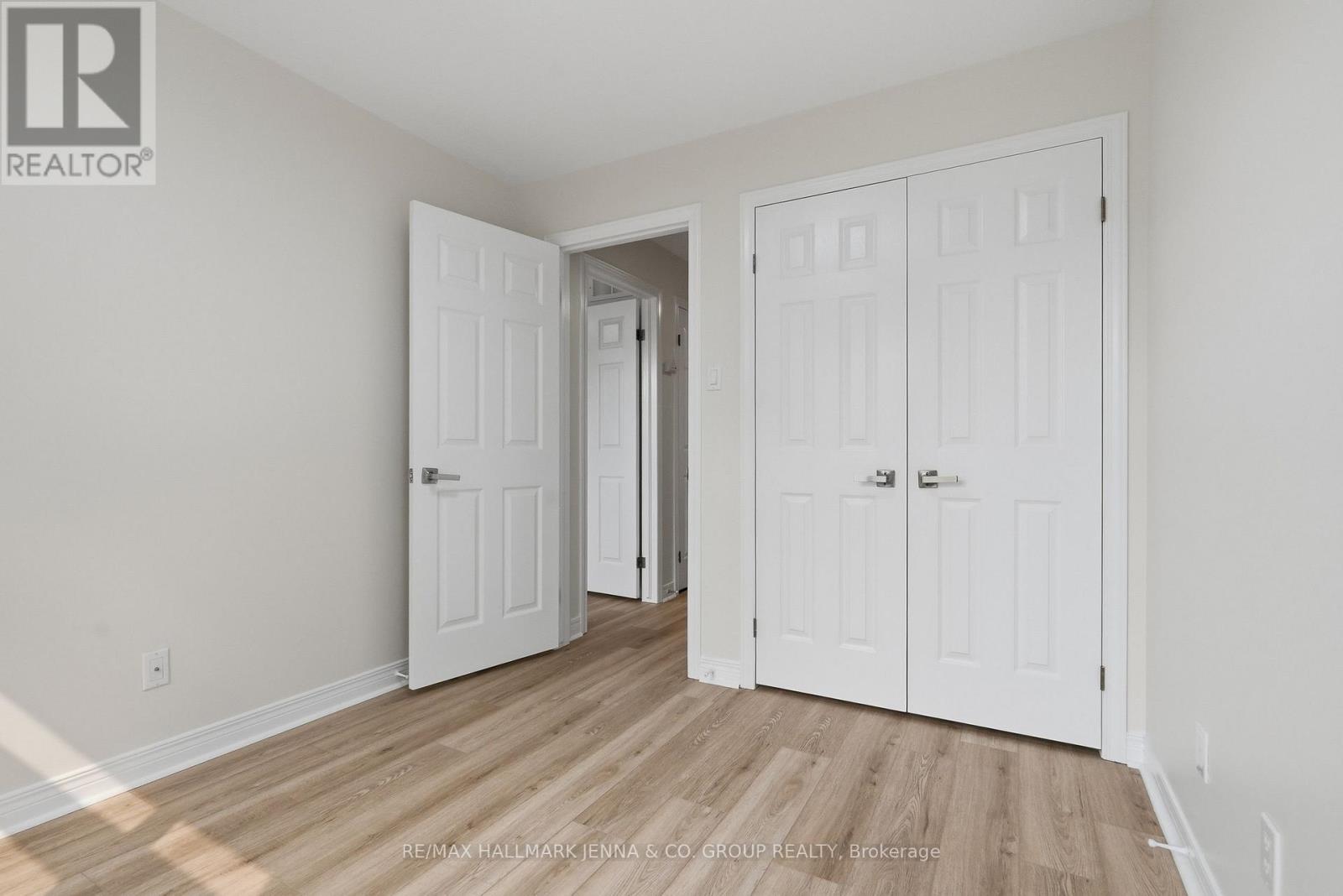 3 Bed, 2 Bath House for Sale in Ottawa – 3 REDDING WAY, Ottawa – MLS# X13565426 - Image 28