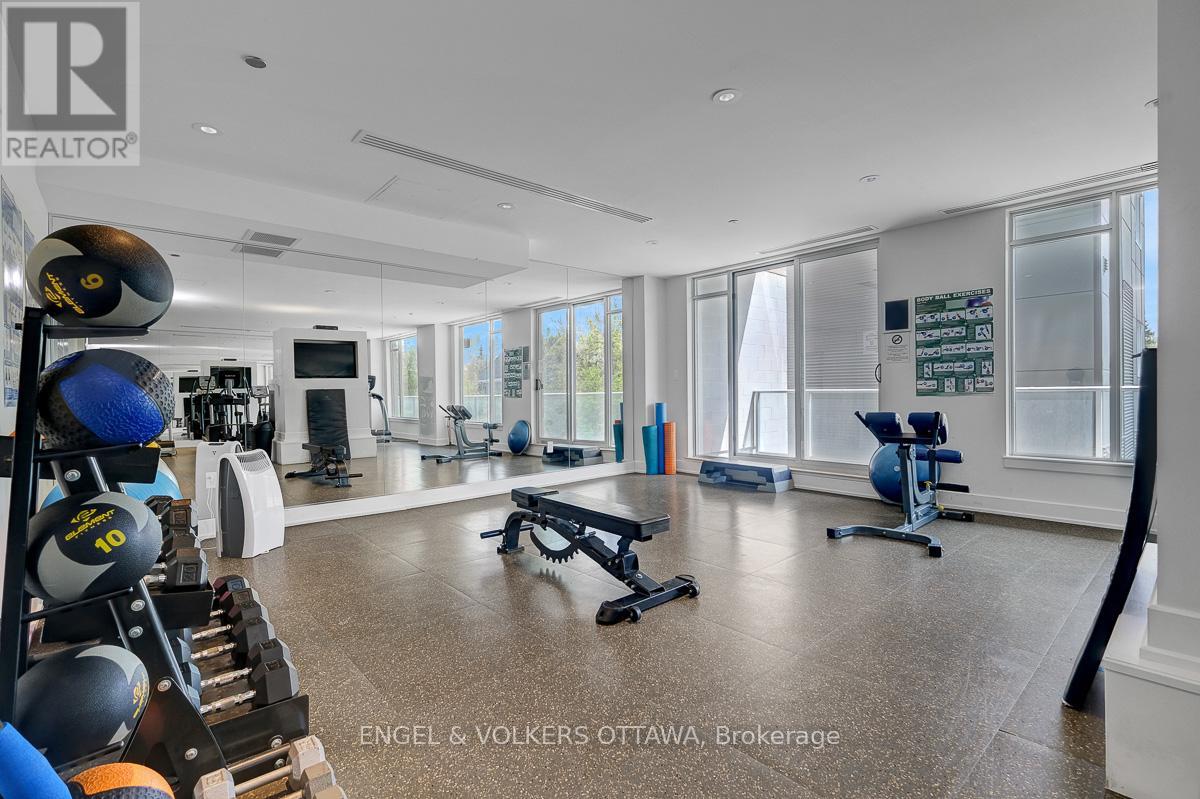 #213 7 MARQUETTE AVENUE - 34