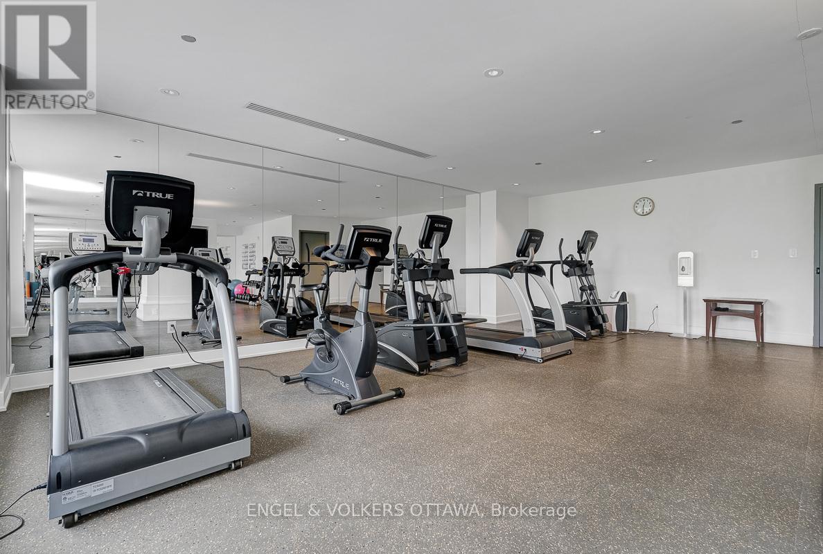 #213 7 MARQUETTE AVENUE - 36