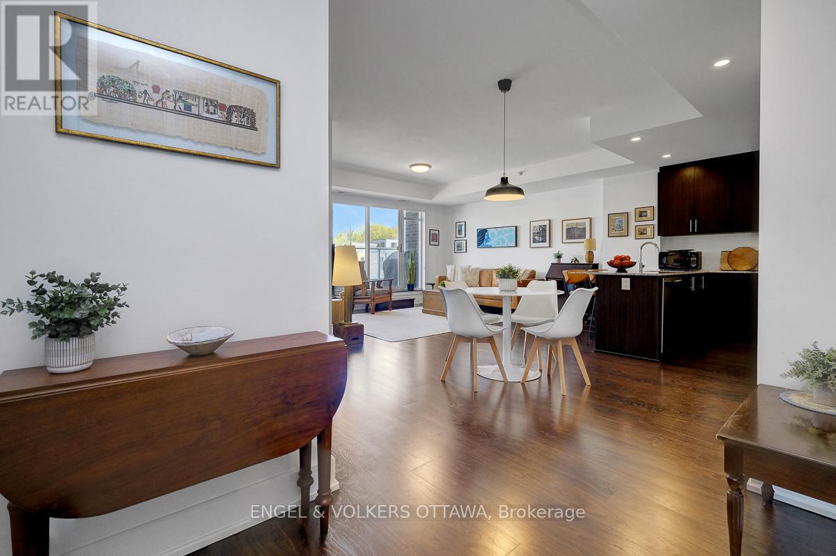 #213 7 MARQUETTE AVENUE - 8