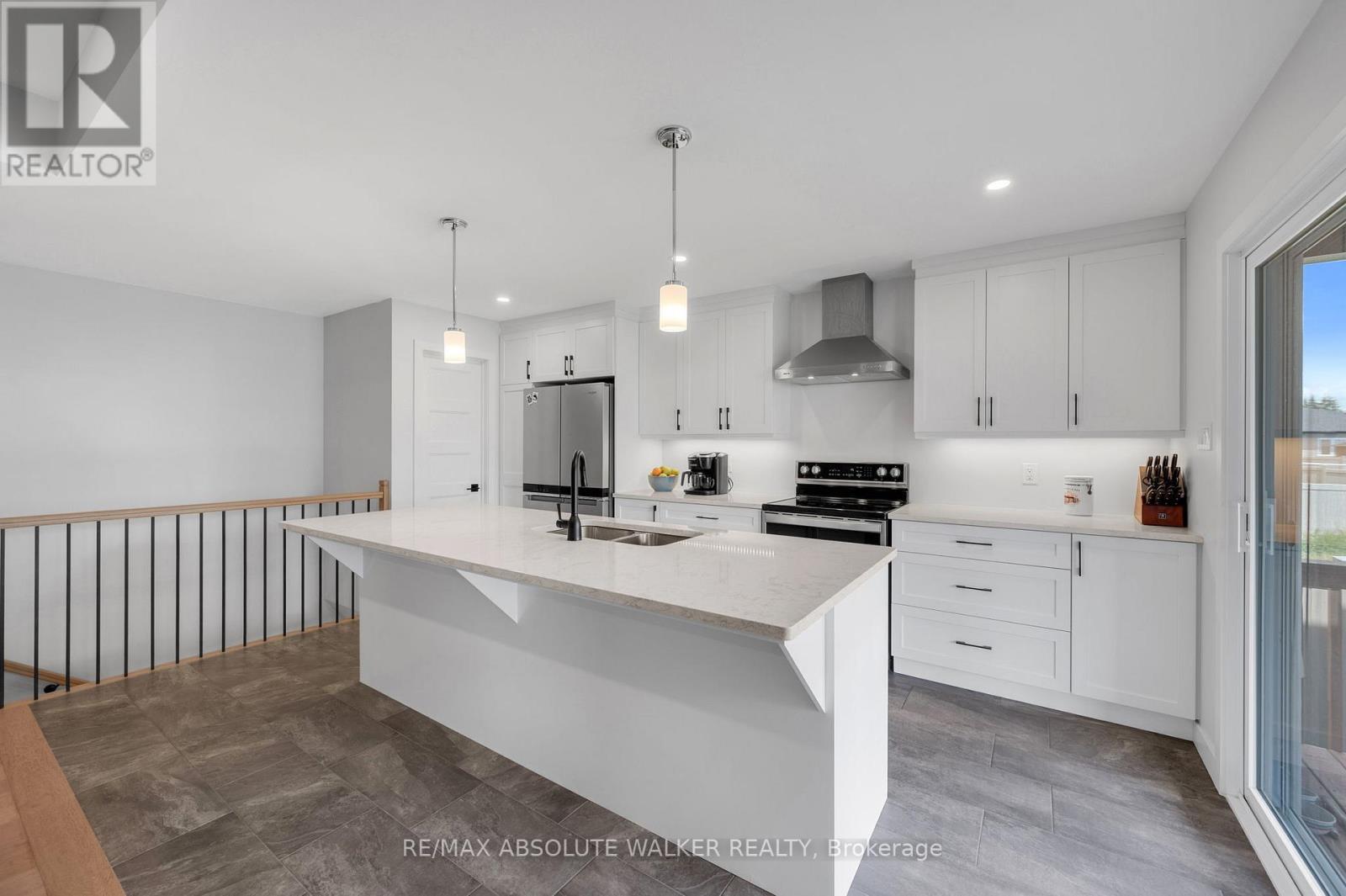 46 RICHER STREET - 15