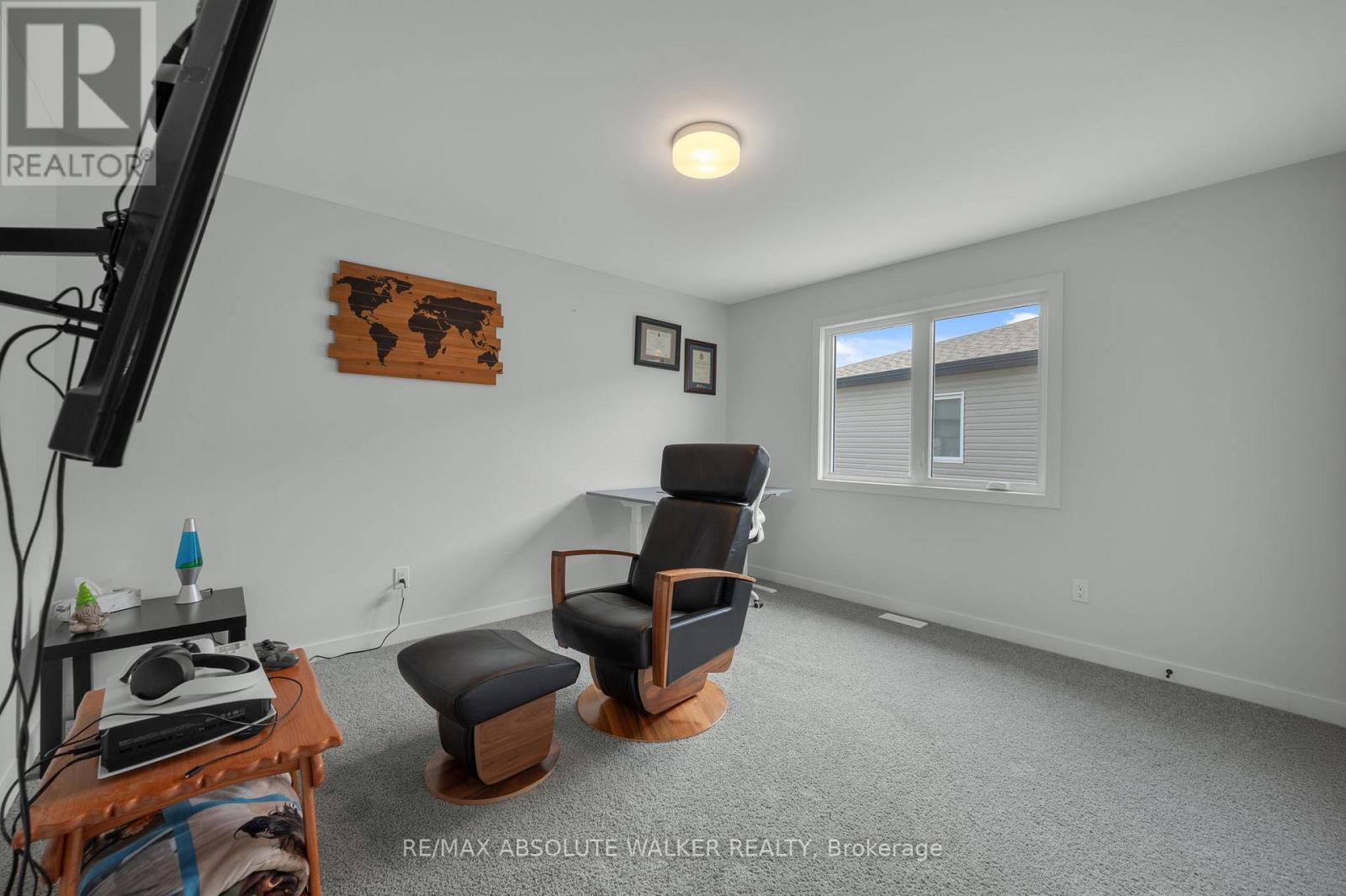 46 RICHER STREET - 23