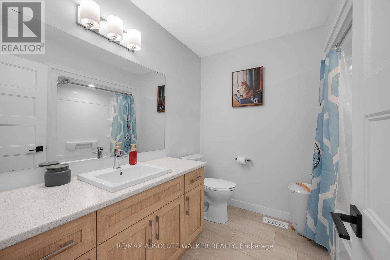 46 RICHER STREET - 24