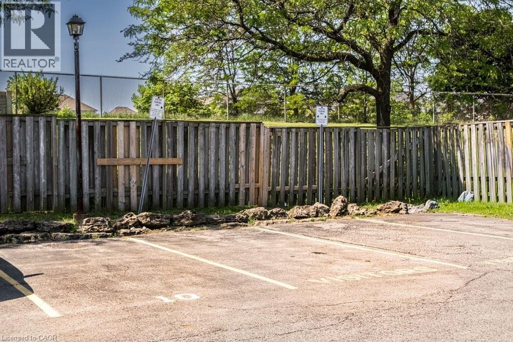 #10 266 LIMERIDGE Road E - 26