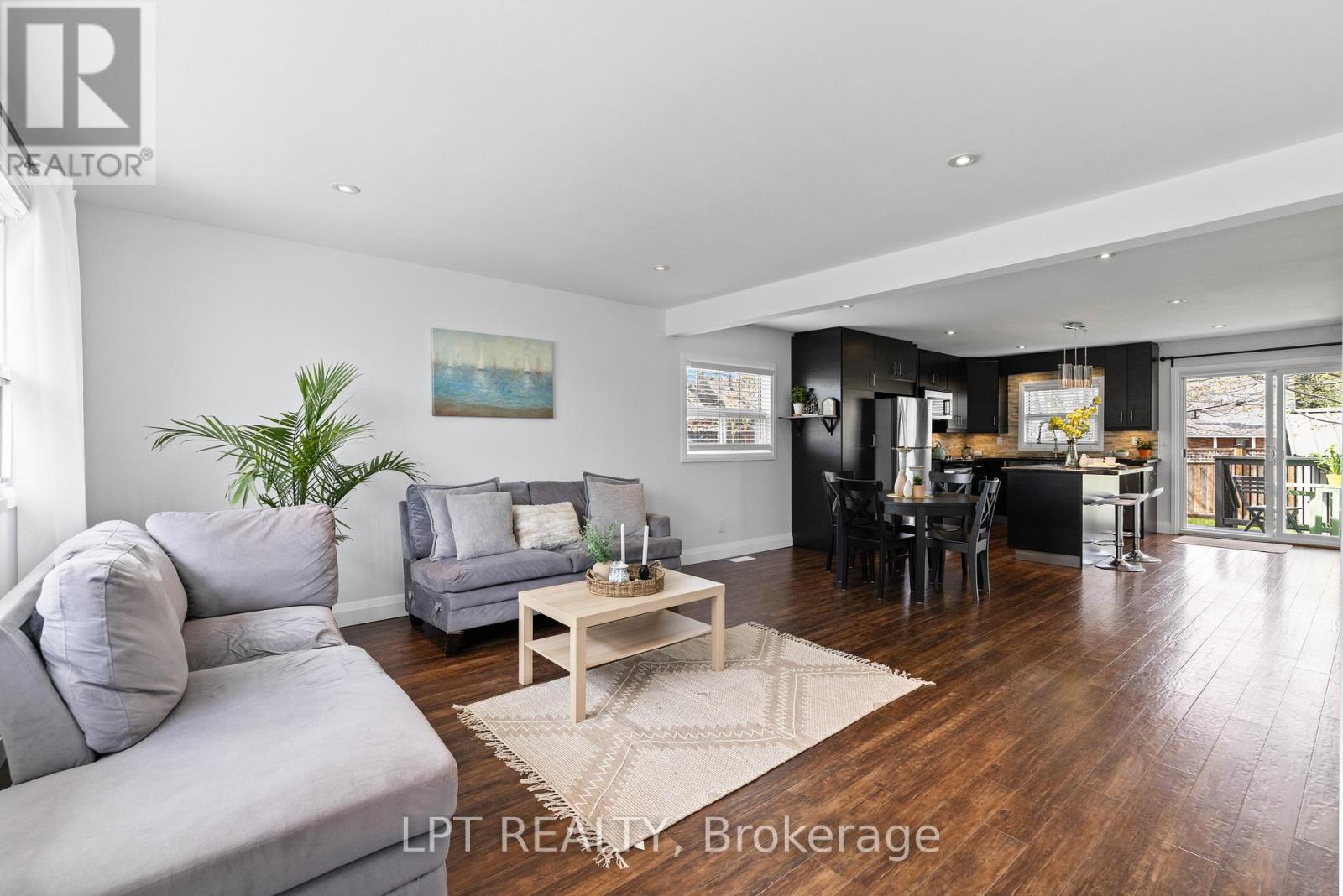 818 POPLAR AVENUE - 10