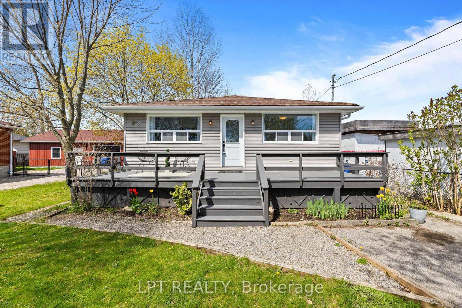 818 POPLAR AVENUE - 2