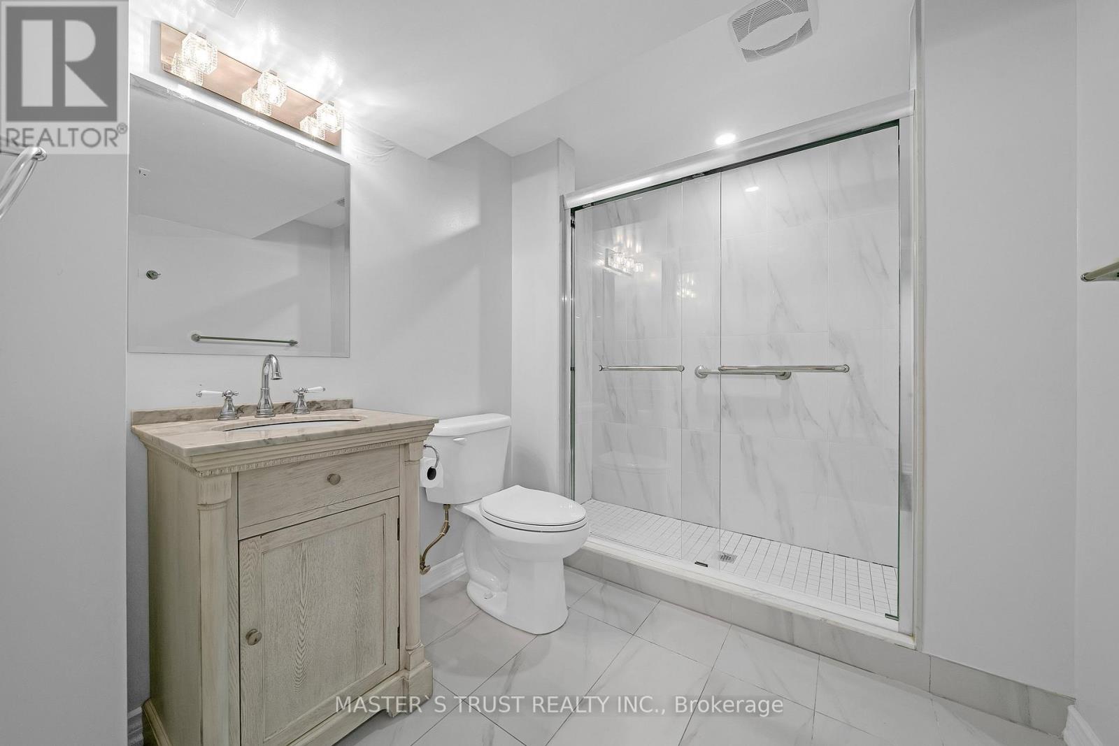 418 THE BRIDLE WALK - 45