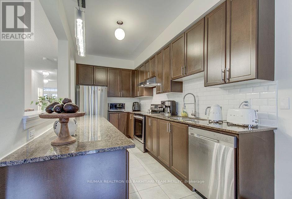 96 PORT ARTHUR CRESCENT - 20