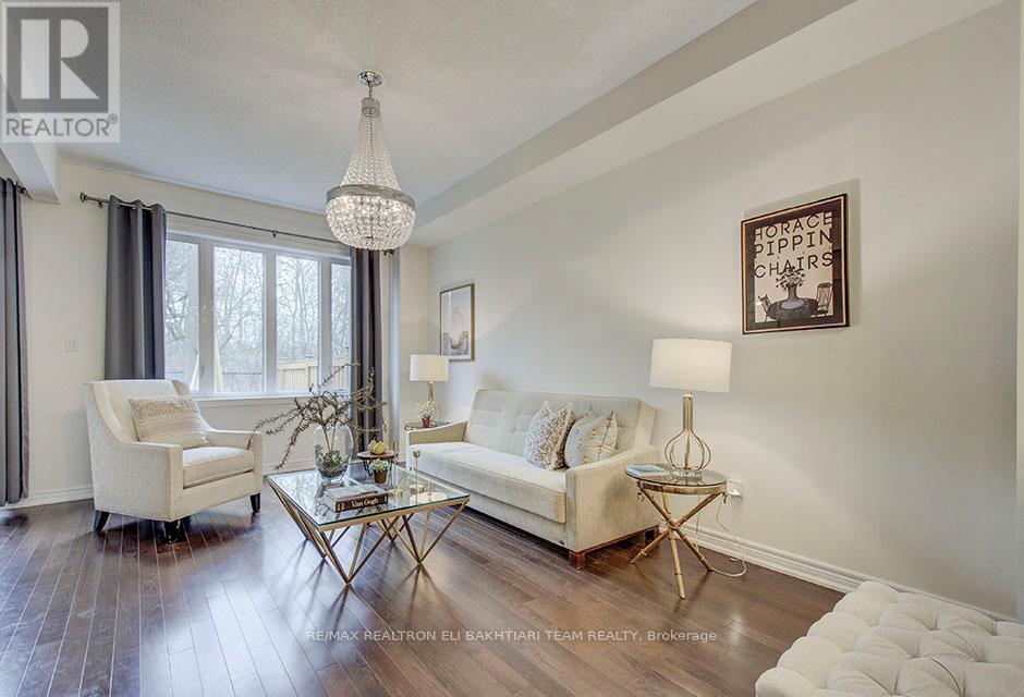 96 PORT ARTHUR CRESCENT - 9