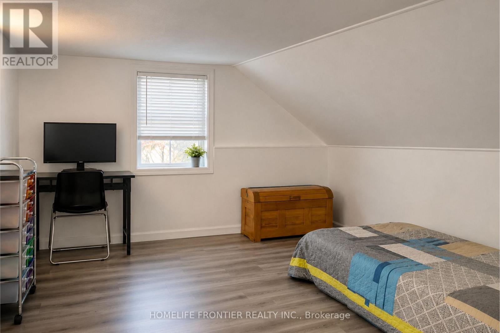 634 GORHAM STREET - 13