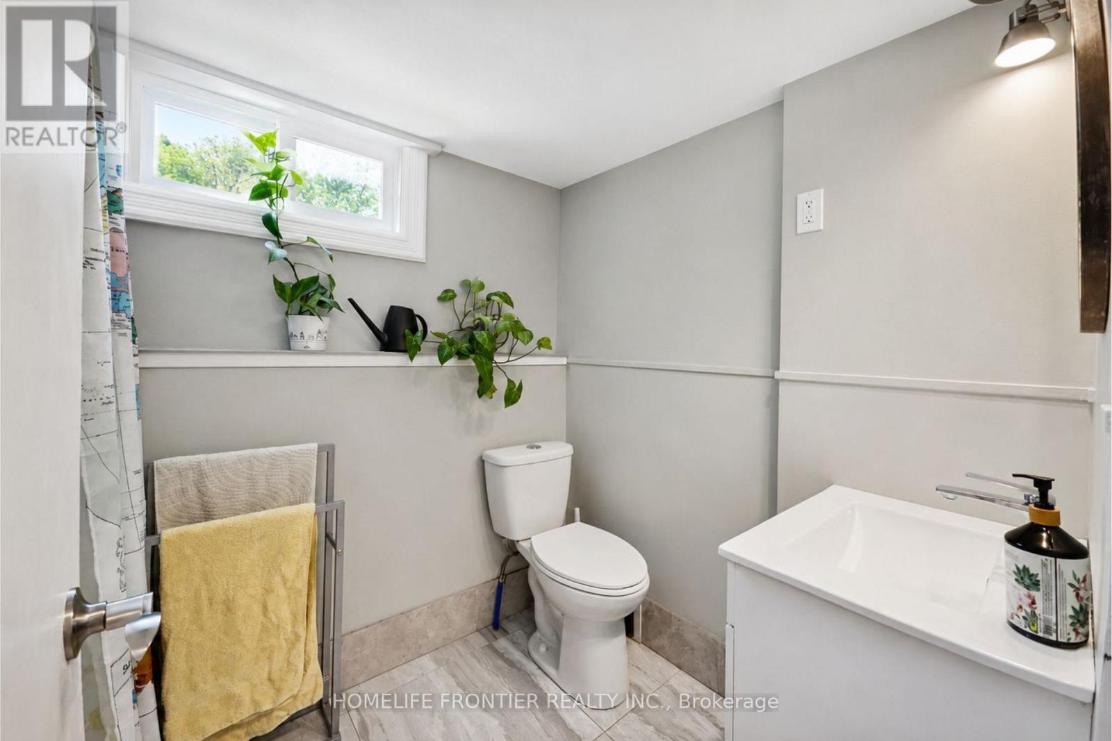 634 GORHAM STREET - 15