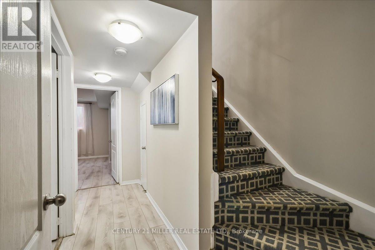 #7 3100 THOMAS STREET - 20