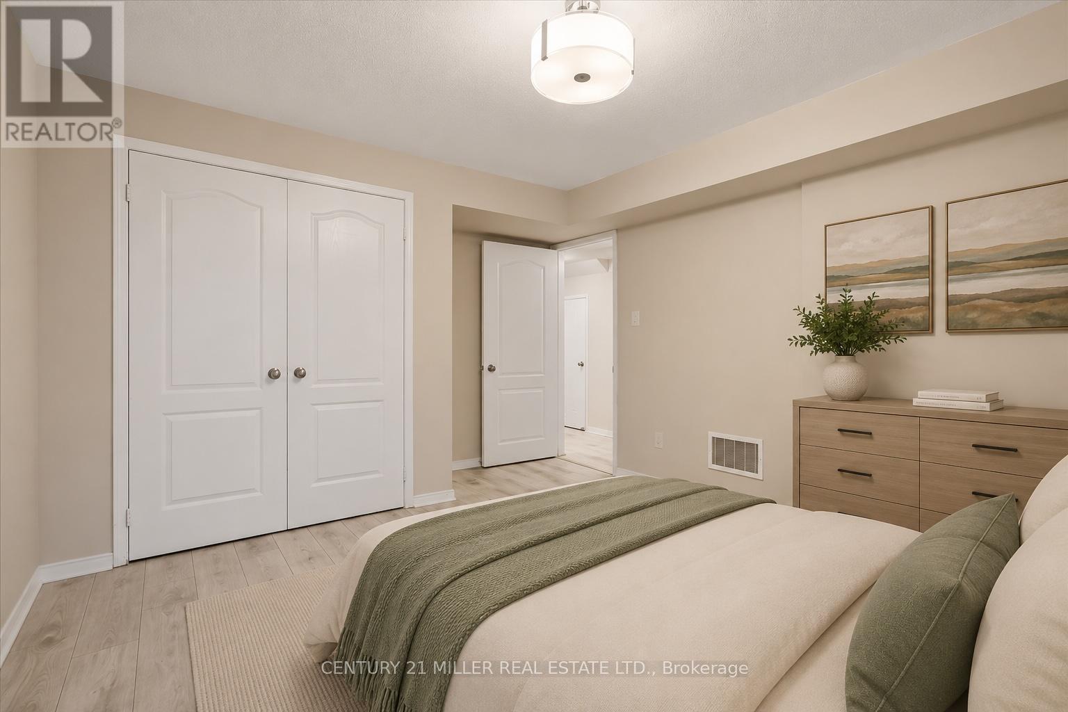#7 3100 THOMAS STREET - 29