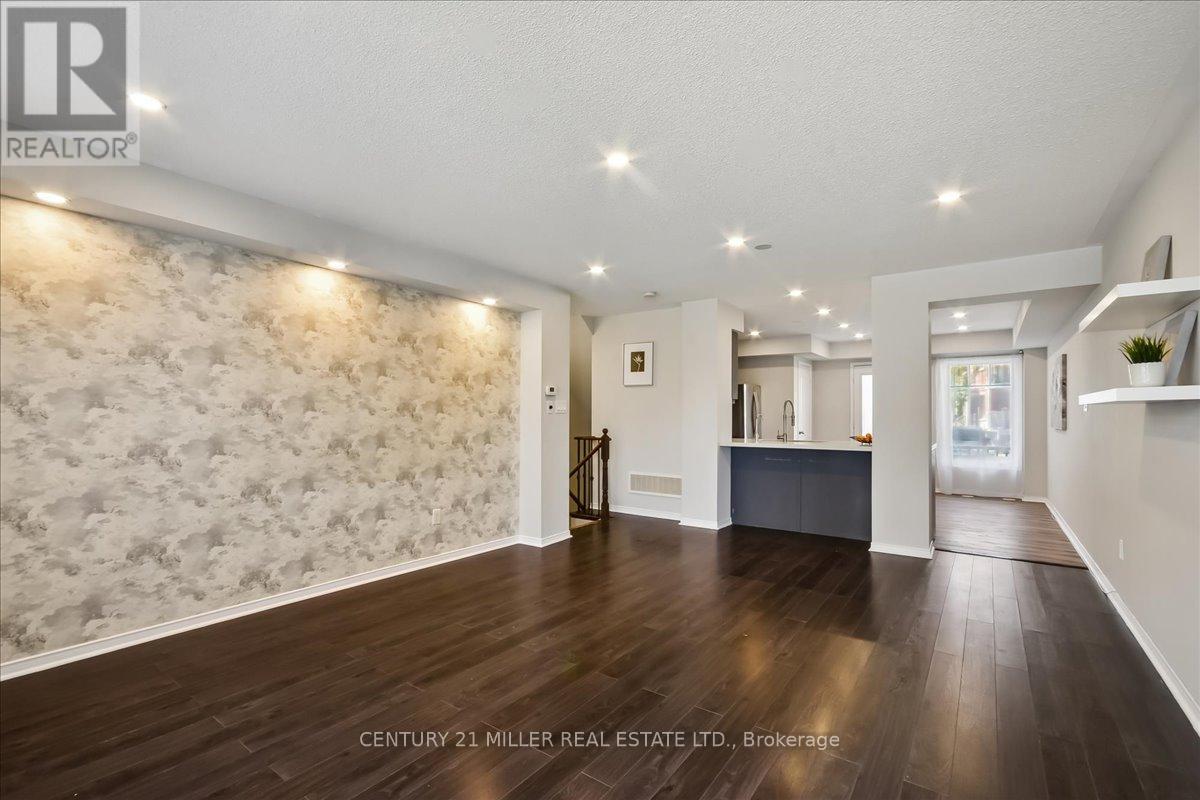 #7 3100 THOMAS STREET - 6