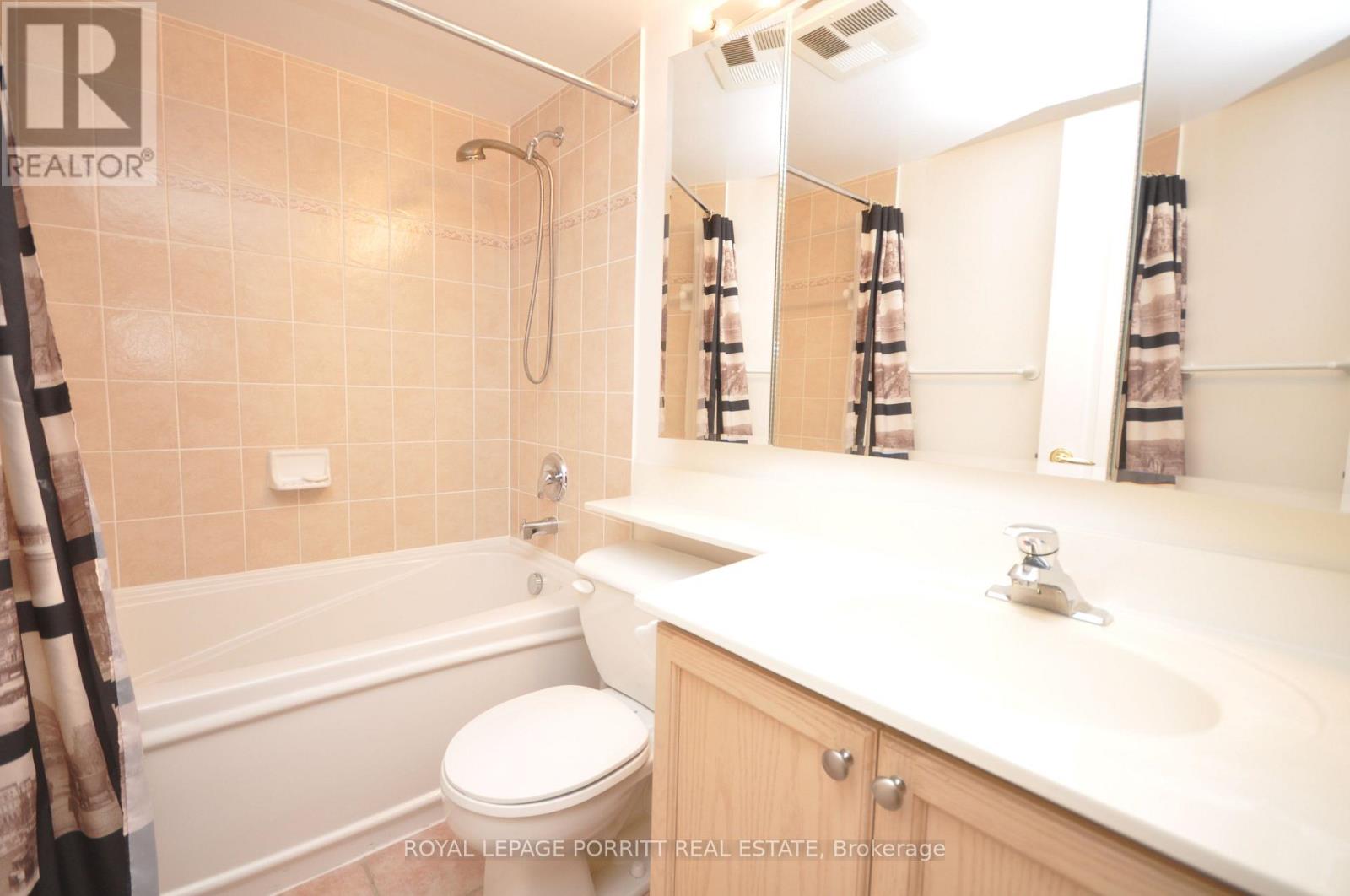 #901 1140 PARKWEST PLACE - 13