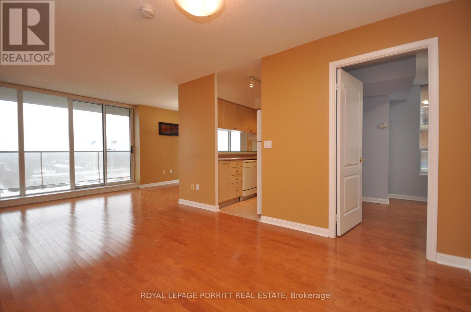 #901 1140 PARKWEST PLACE - 6