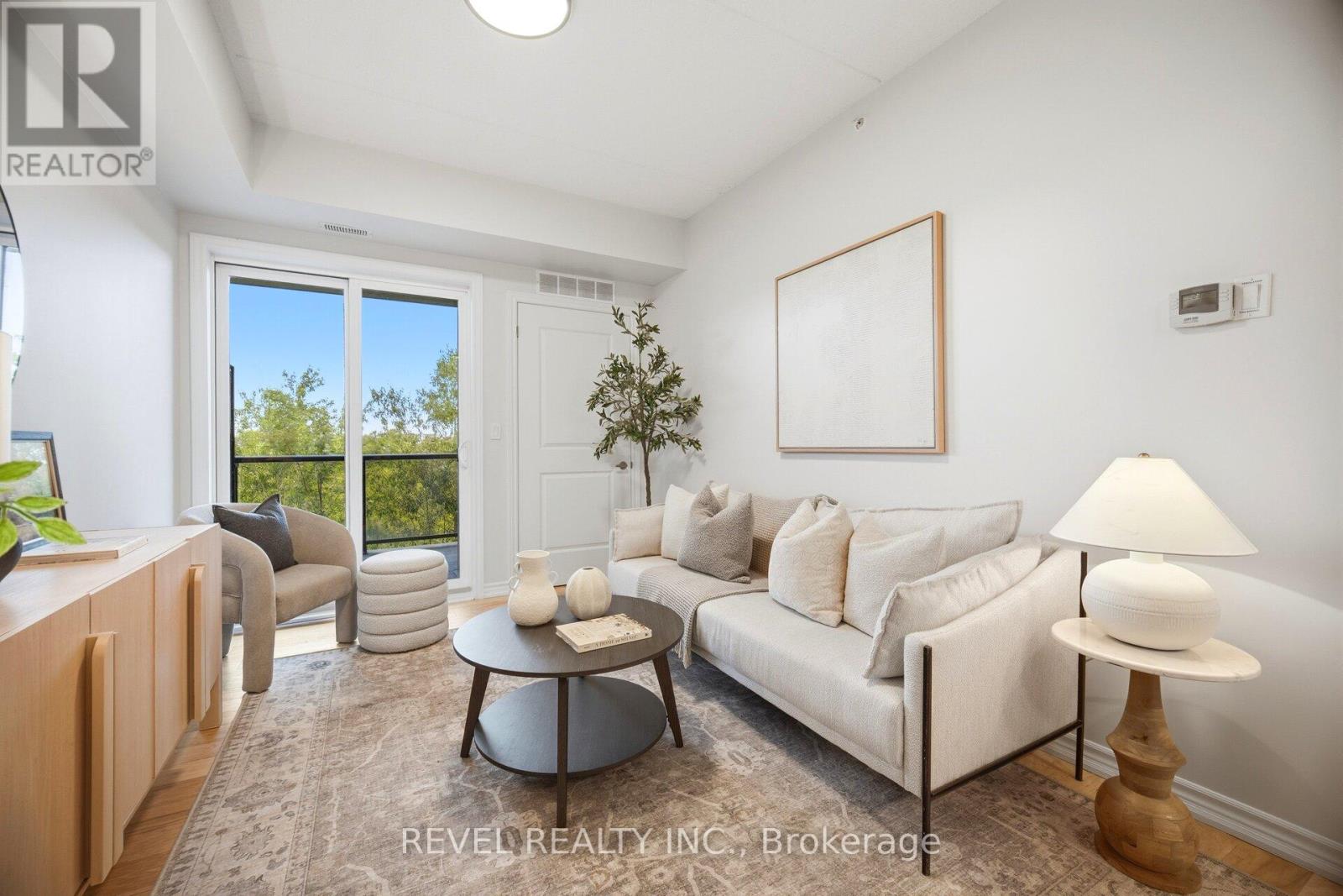#220 630 SAUVE STREET - 14