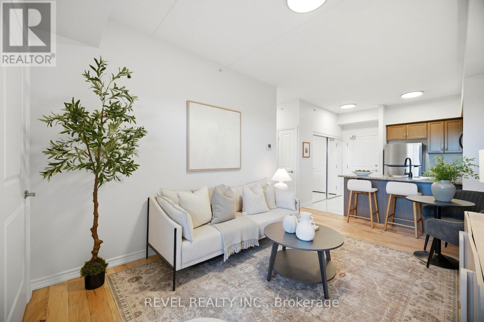 #220 630 SAUVE STREET - 15