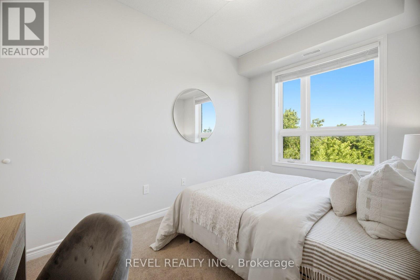 #220 630 SAUVE STREET - 18