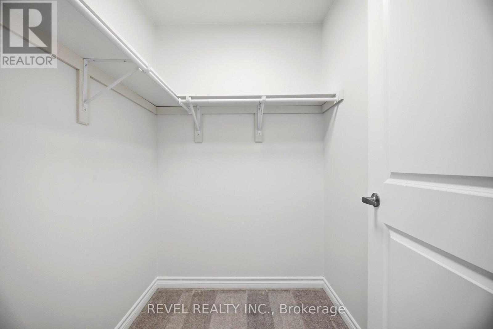 #220 630 SAUVE STREET - 25