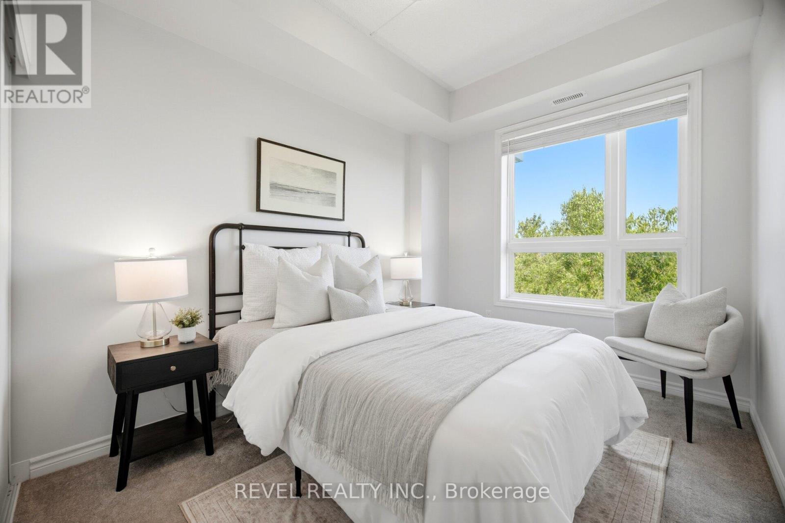 #220 630 SAUVE STREET - 26