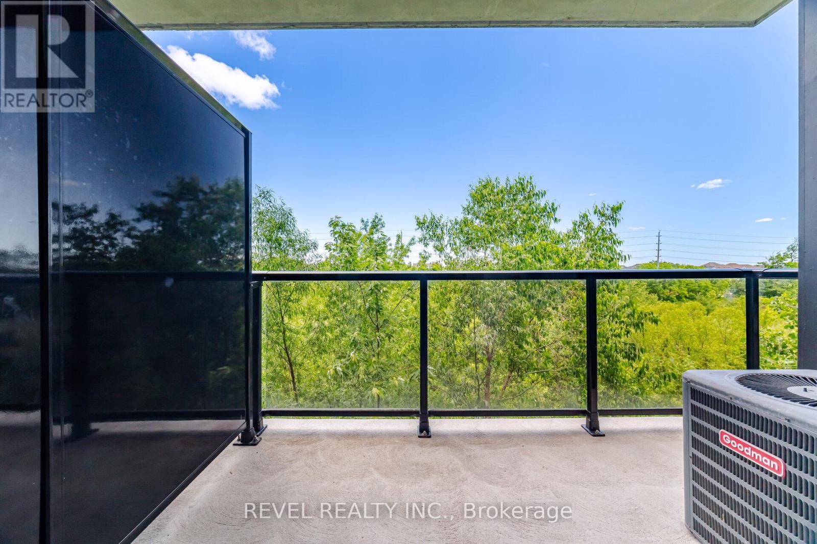 #220 630 SAUVE STREET - 32