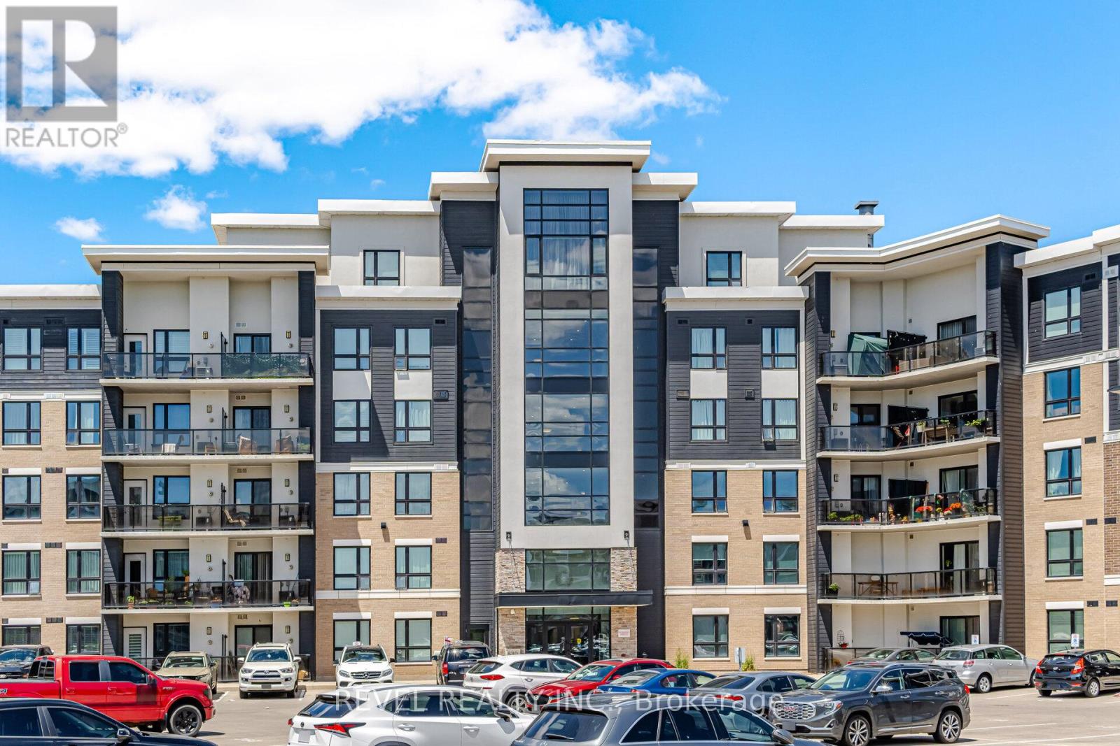 #220 630 SAUVE STREET - 45