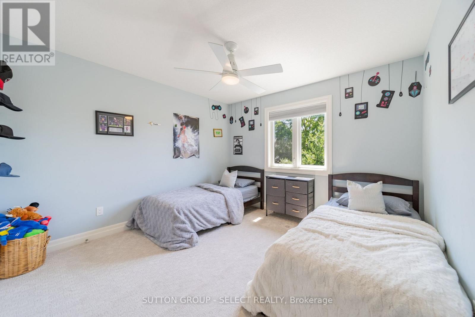 230 UNION AVENUE - 35
