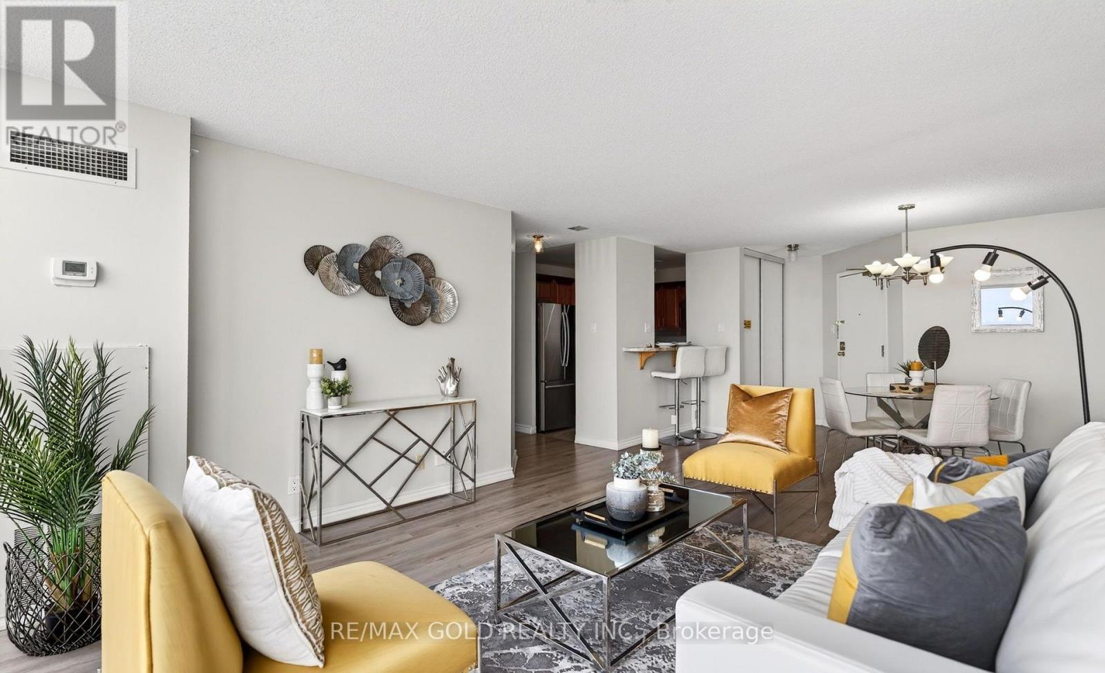 #1911 35 TRAILWOOD DRIVE - Image 17