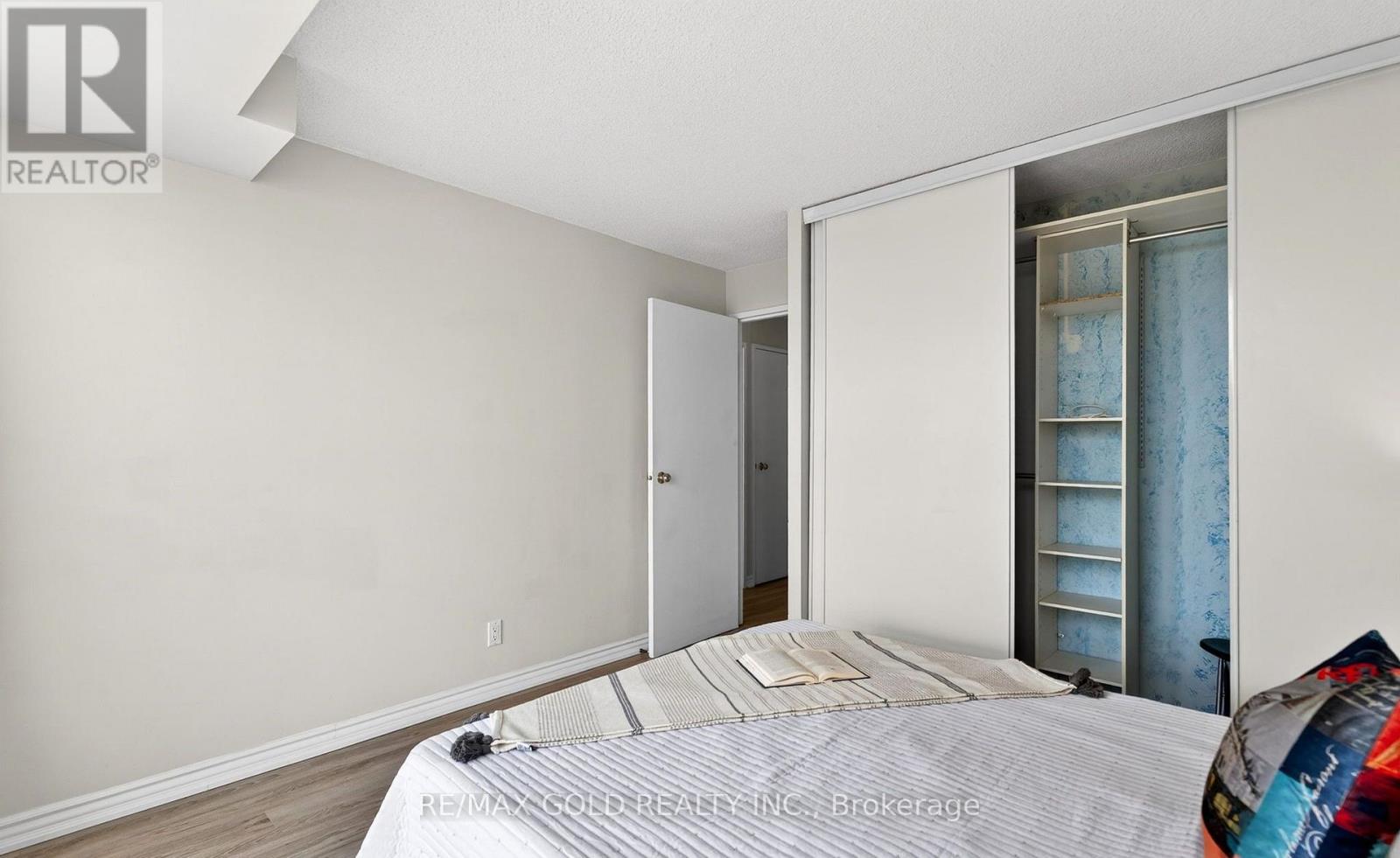 #1911 35 TRAILWOOD DRIVE - Image 27