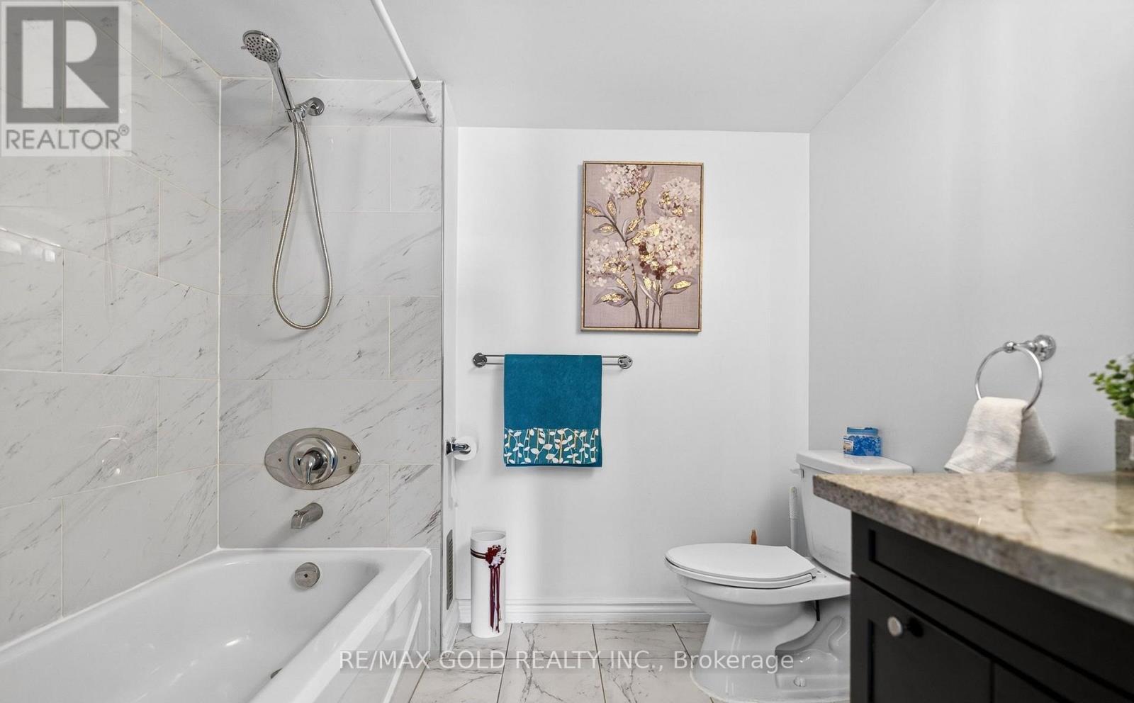 #1911 35 TRAILWOOD DRIVE - 33