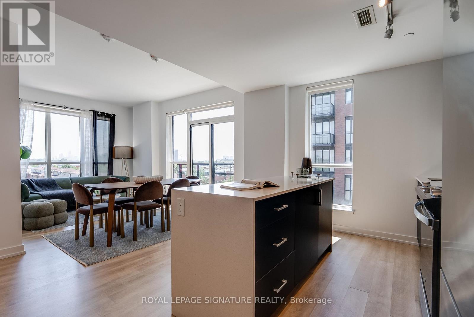 #517 2300 ST. CLAIR AVENUE W - 1