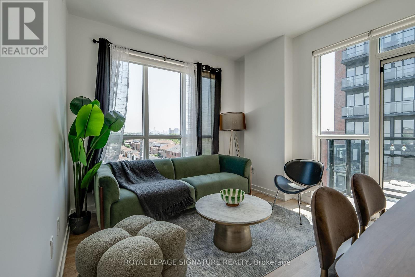 #517 2300 ST. CLAIR AVENUE W - 8