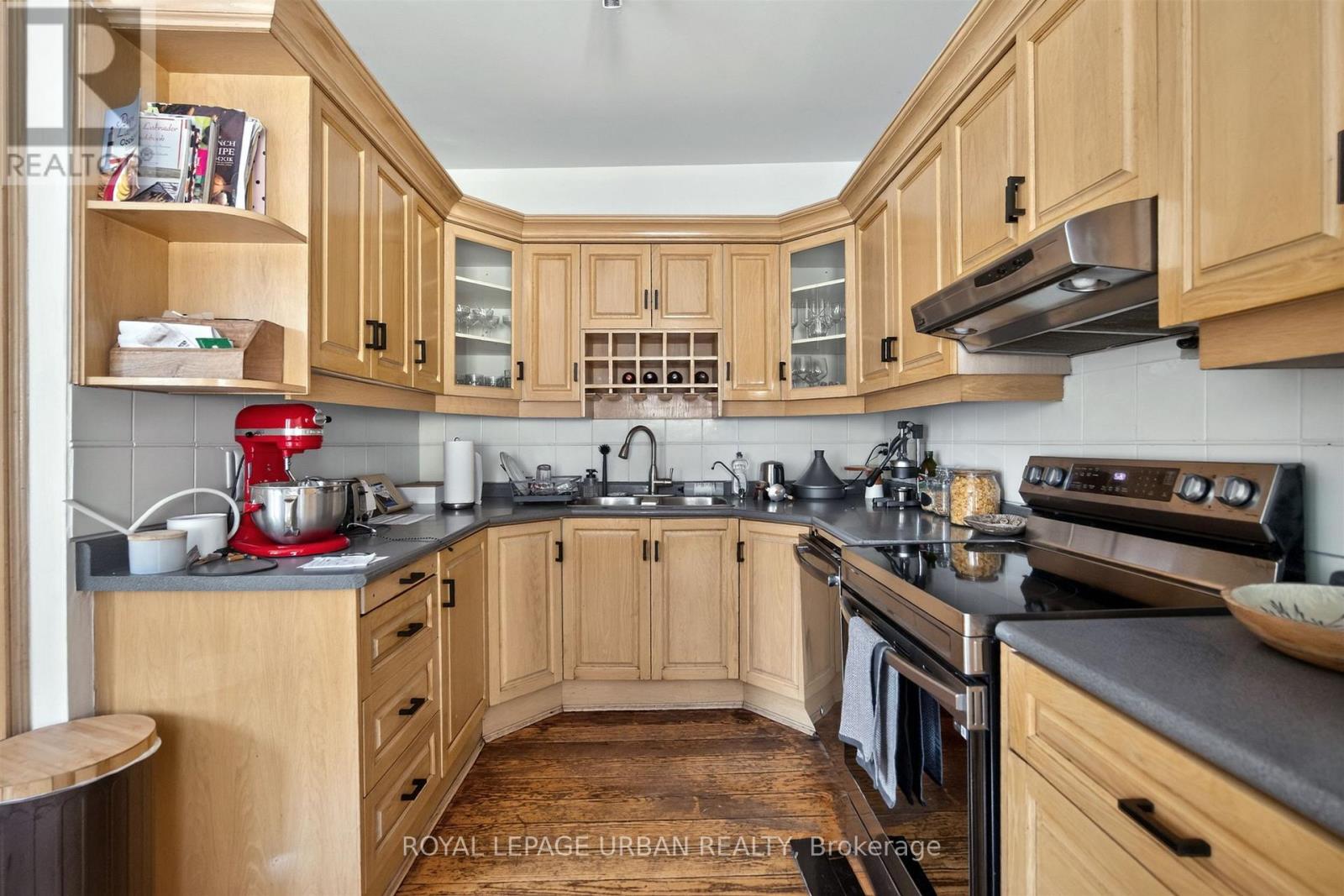 244 INDIAN ROAD - 10