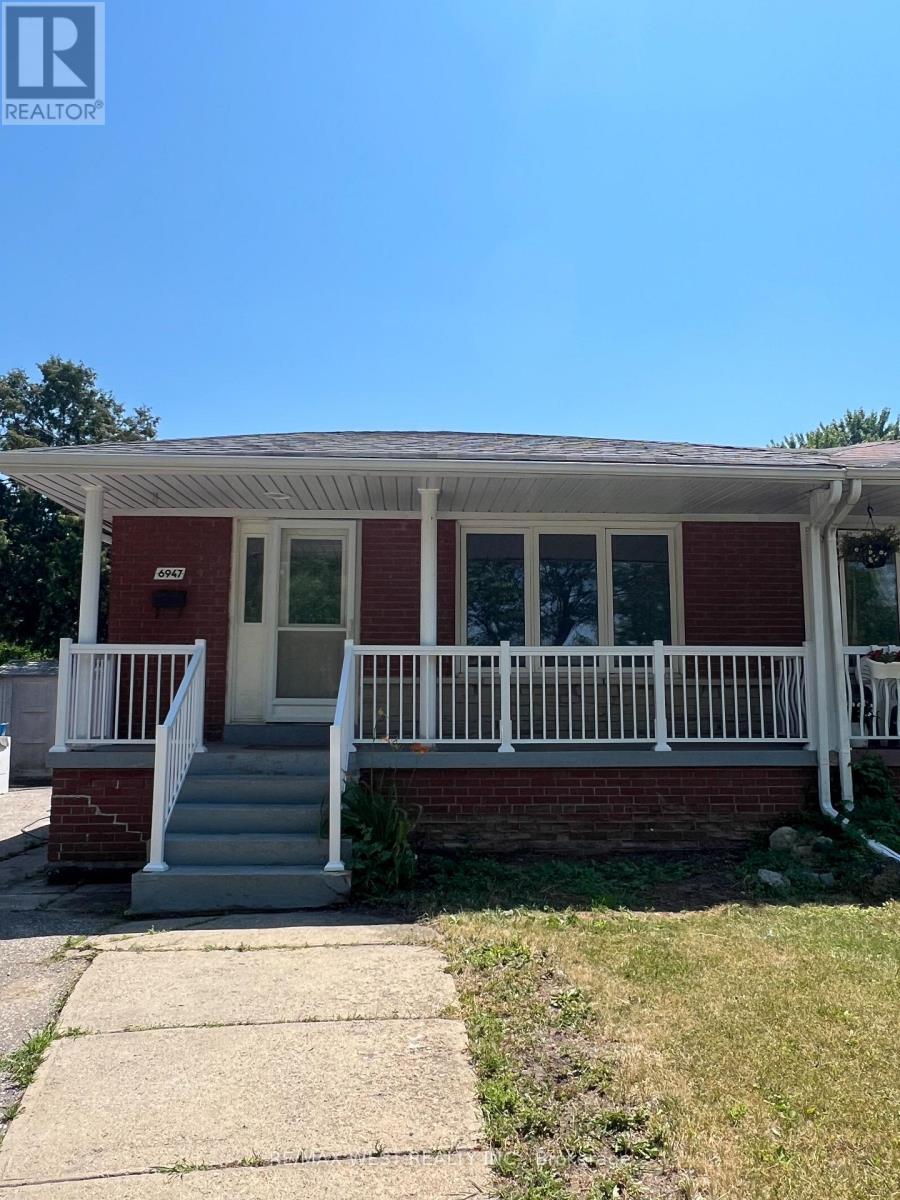 Photo of 6947 Chigwel Court
