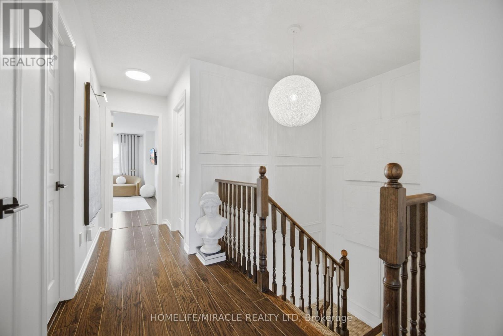 37 LACEBARK COURT - 21