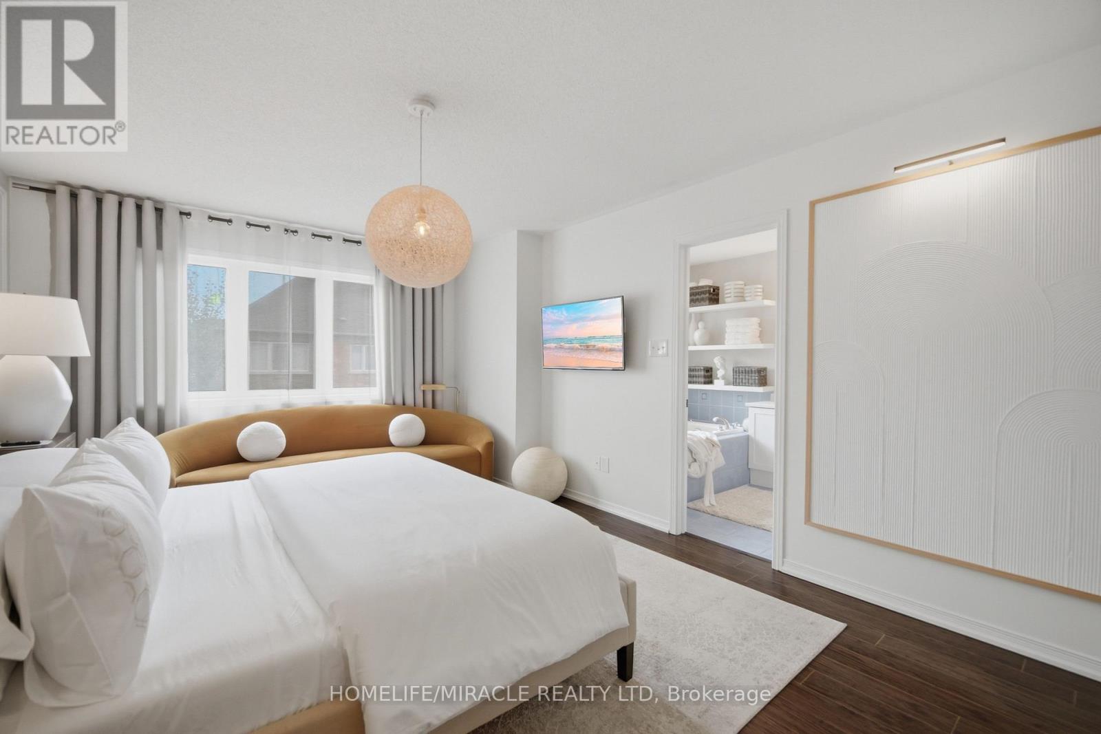 37 LACEBARK COURT - 25
