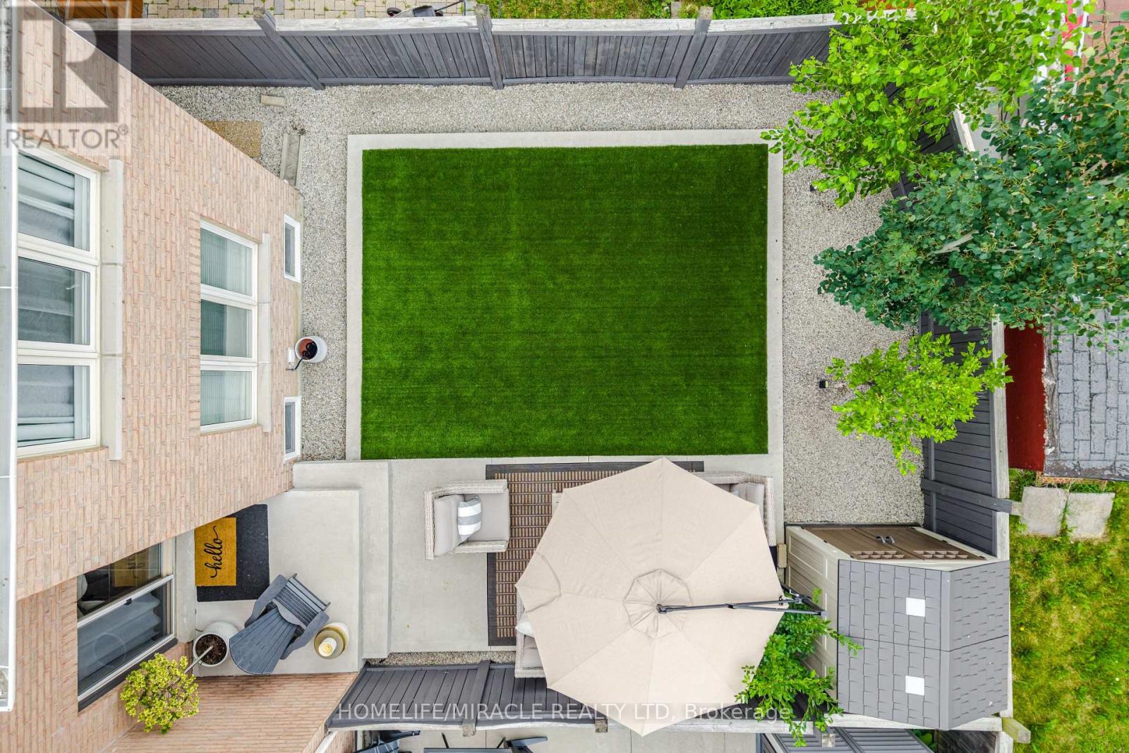 37 LACEBARK COURT - 44