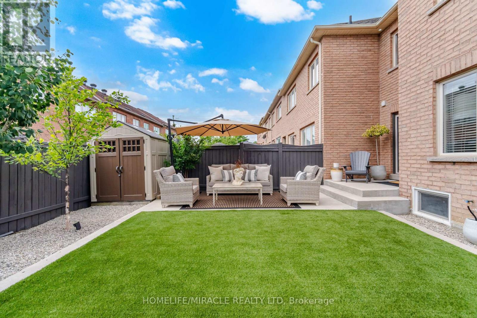 37 LACEBARK COURT - 48
