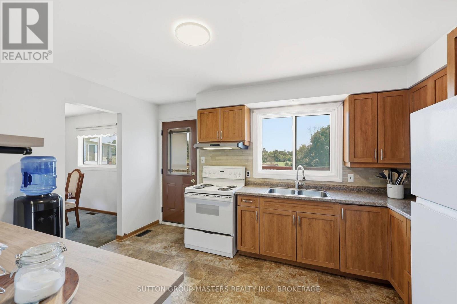 2212 BATTERSEA ROAD - 14