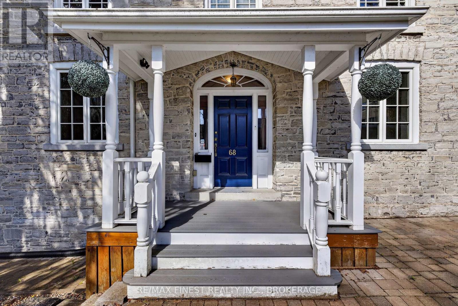 68 COLLINGWOOD STREET - 6