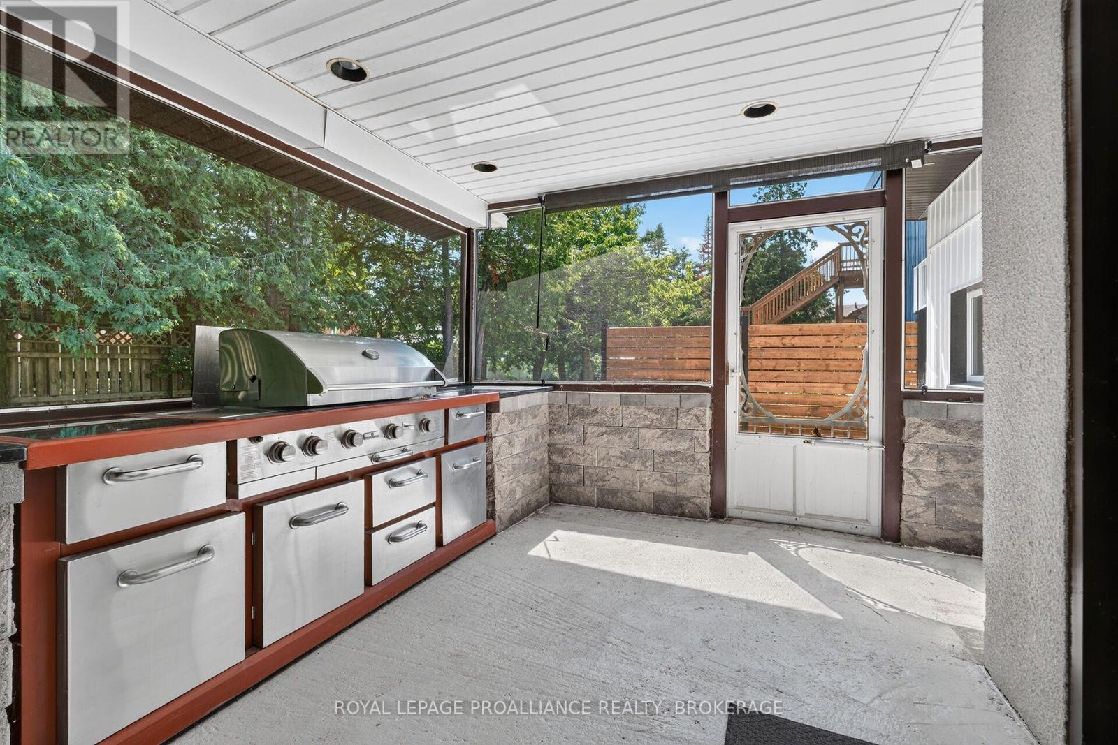 843 WOODBINE ROAD - 36