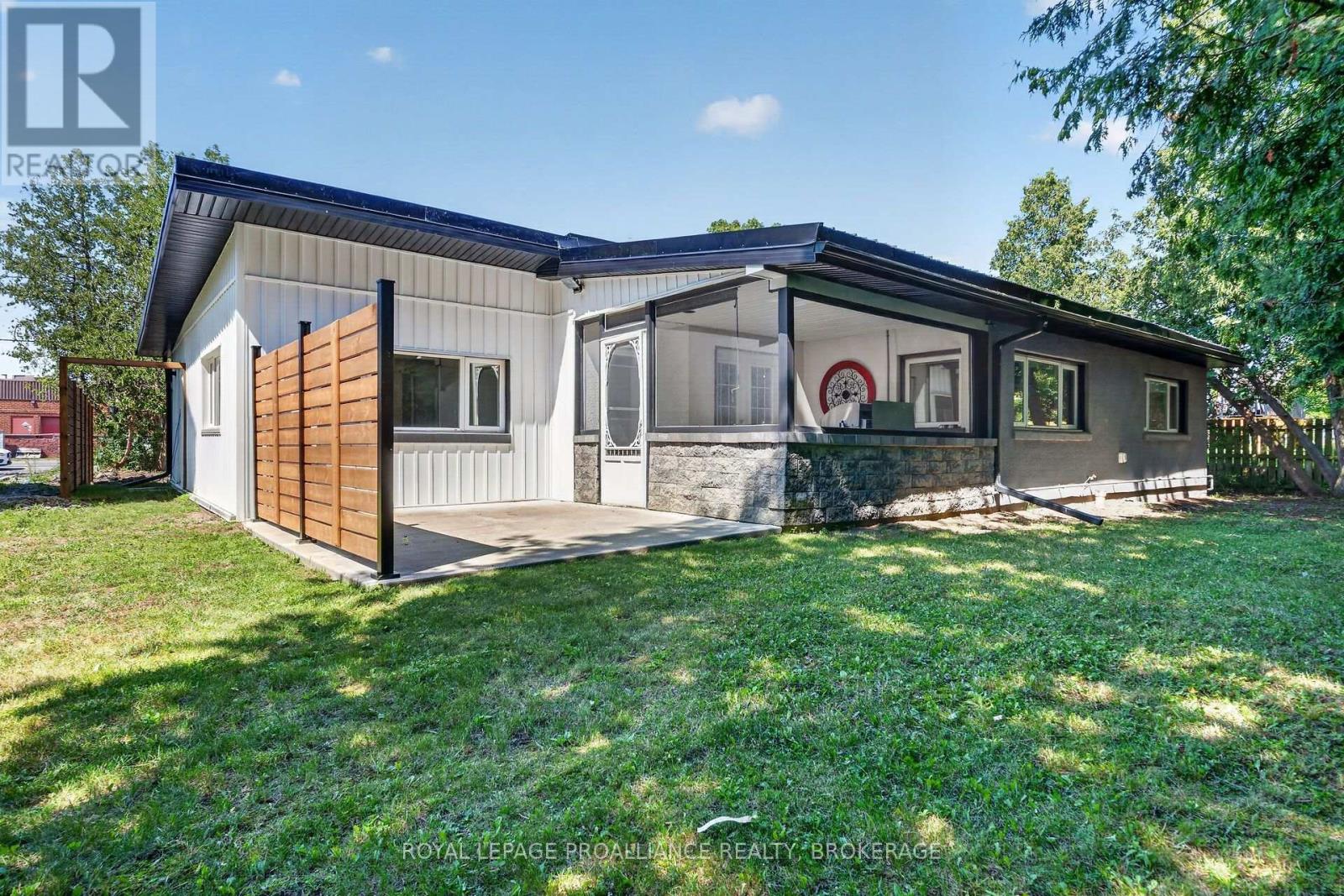 843 WOODBINE ROAD - 39