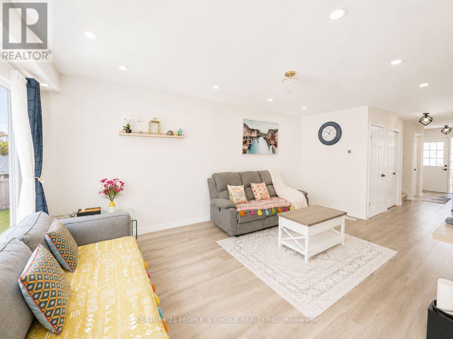 504 DOON DRIVE S - Image 10