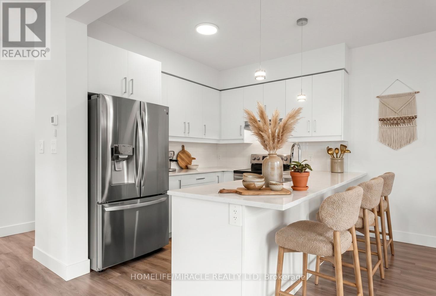#38 3635 SOUTHBRIDGE AVENUE - 15